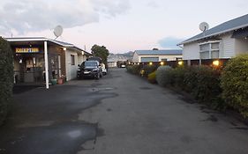 Canterbury Court Motel